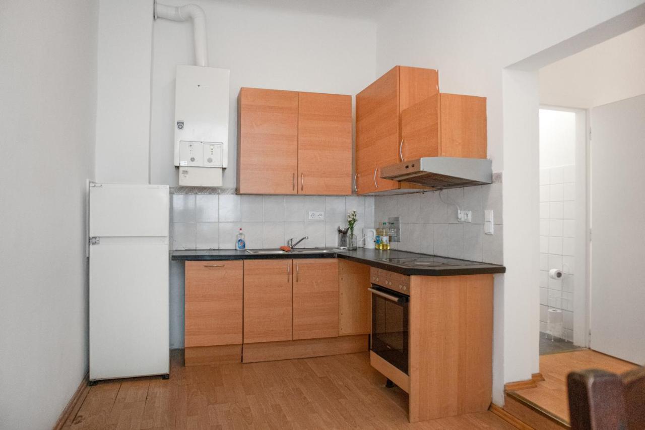 Elegant 2Br Apartment - Near Bahnhof Wien Meidling Eksteriør bilde